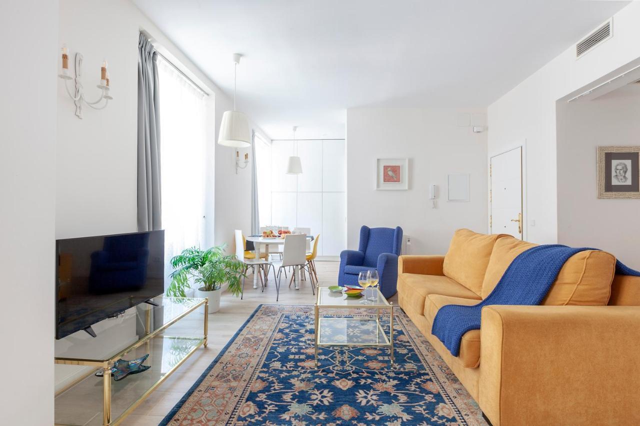Apartamento Smile Sol Madrid Exteriör bild